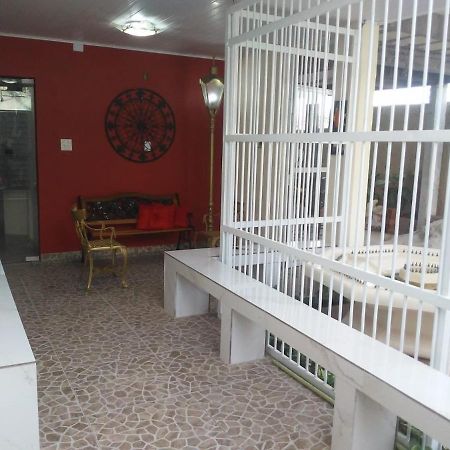 Vaga Compartilhada Cada E Cada Pessoa Uma Diaria Tem 4 Quartos P 4 Pessoas Cada Um Paga Uma Diaria Bed & Breakfast Salvador Luaran gambar